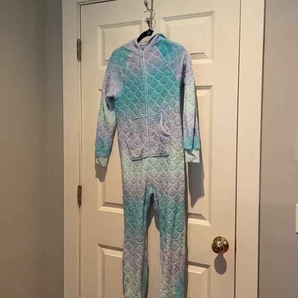 Girls Onsies - Picture 3 of 3
